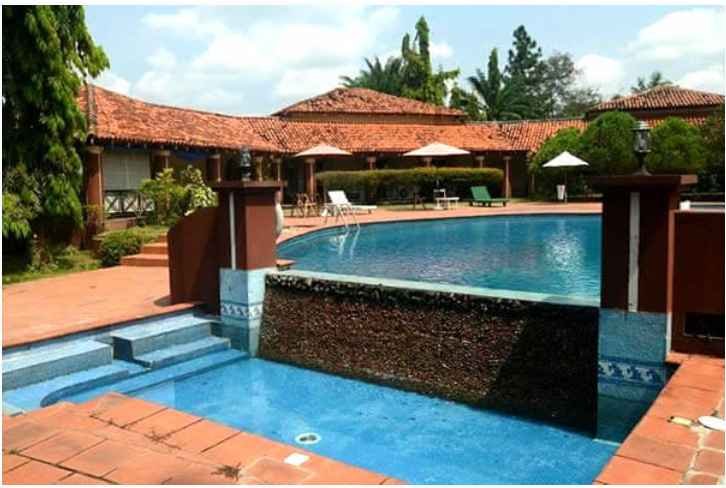 Abraka Turf and Country 